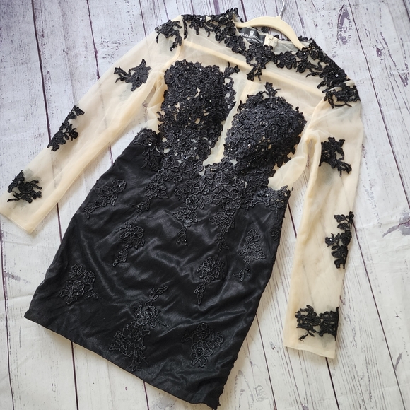 SALE/ GORGEOUS DESIGNER Ivana Ruzzo EVENING Mini Dress - Picture 6 of 15